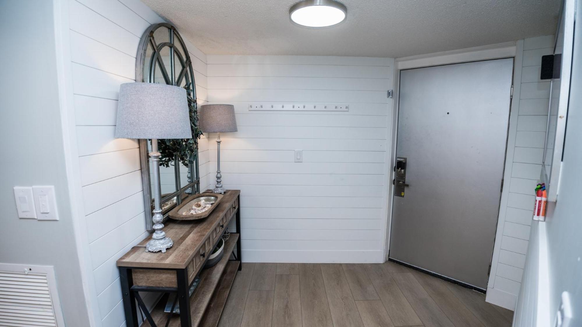 New Rental - 3Br 3Ba Corner Beachfront - 2024 Remodel - 3 Pools, Tiki Hut, Gym, Tennis Panama City Beach Exterior foto