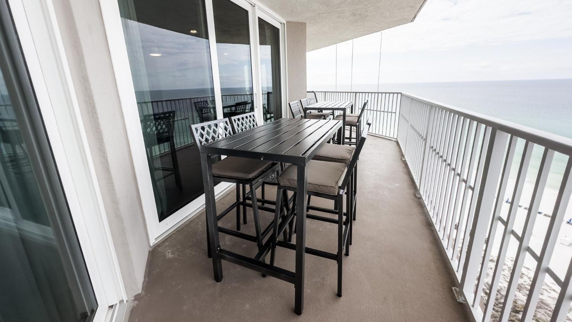 New Rental - 3Br 3Ba Corner Beachfront - 2024 Remodel - 3 Pools, Tiki Hut, Gym, Tennis Panama City Beach Exterior foto