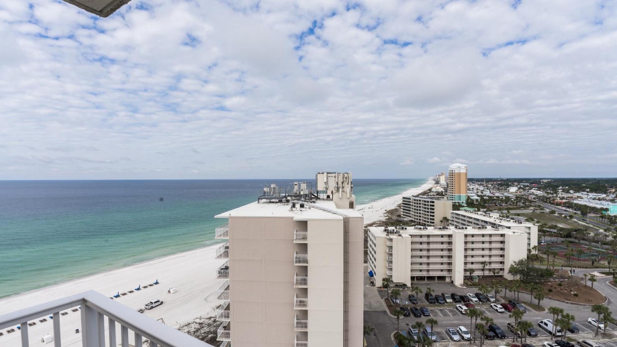 New Rental - 3Br 3Ba Corner Beachfront - 2024 Remodel - 3 Pools, Tiki Hut, Gym, Tennis Panama City Beach Exterior foto