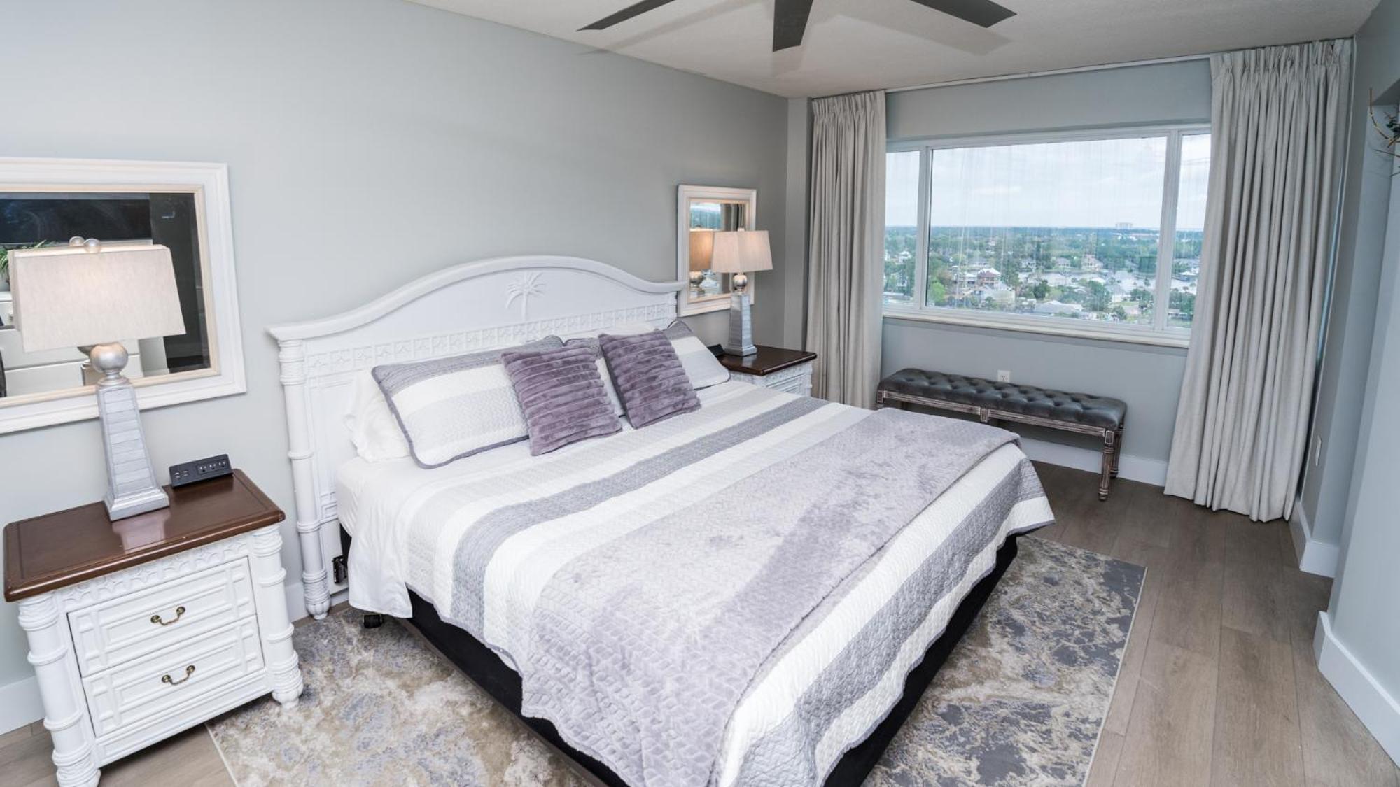 New Rental - 3Br 3Ba Corner Beachfront - 2024 Remodel - 3 Pools, Tiki Hut, Gym, Tennis Panama City Beach Exterior foto